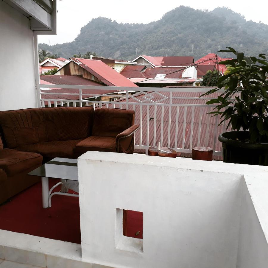 Bumimi Homestay Painan 外观 照片