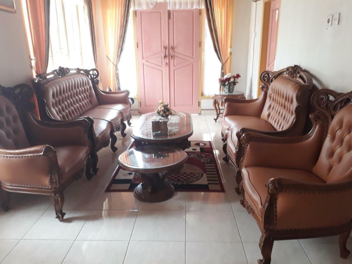 Bumimi Homestay Painan 外观 照片